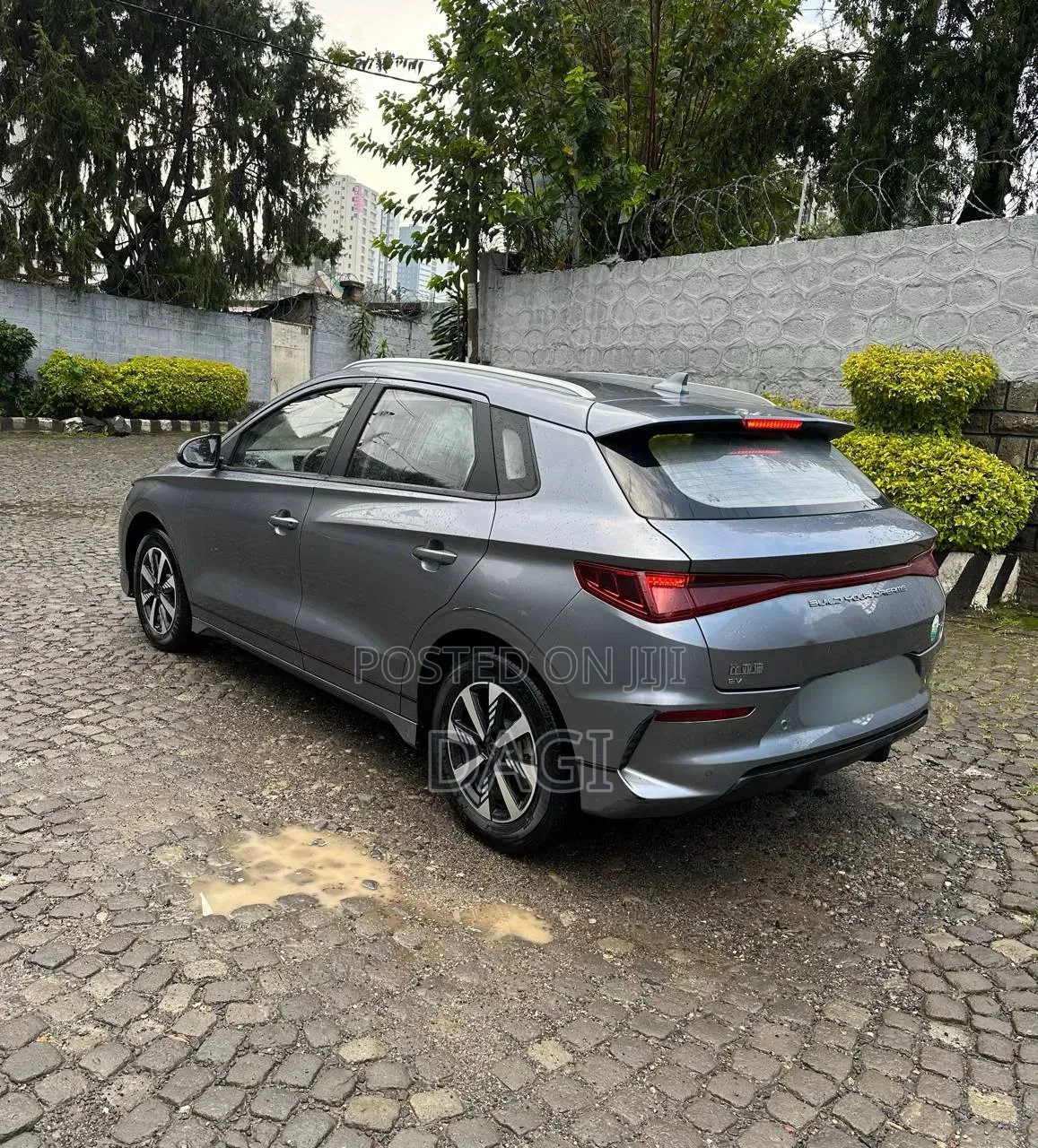 BYD E2 43 kWh 94 hp FWD 2025 Gray