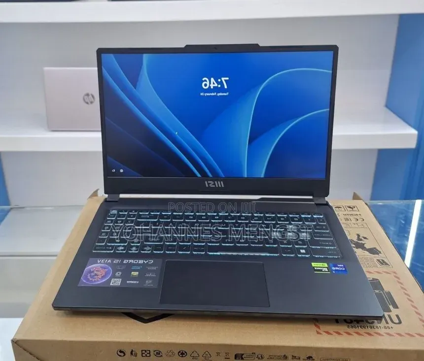 New Laptop MSI Cyborg 15 8GB Intel Core i7 SSD 1T