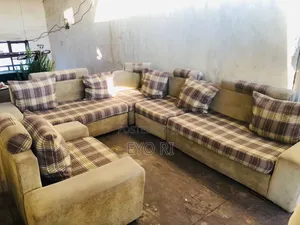 l'Shape Sofa