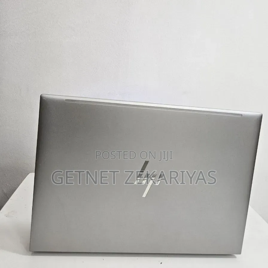 New Laptop HP ZBook Firefly 14 G10 16GB Intel Core i5 SSD 512GB
