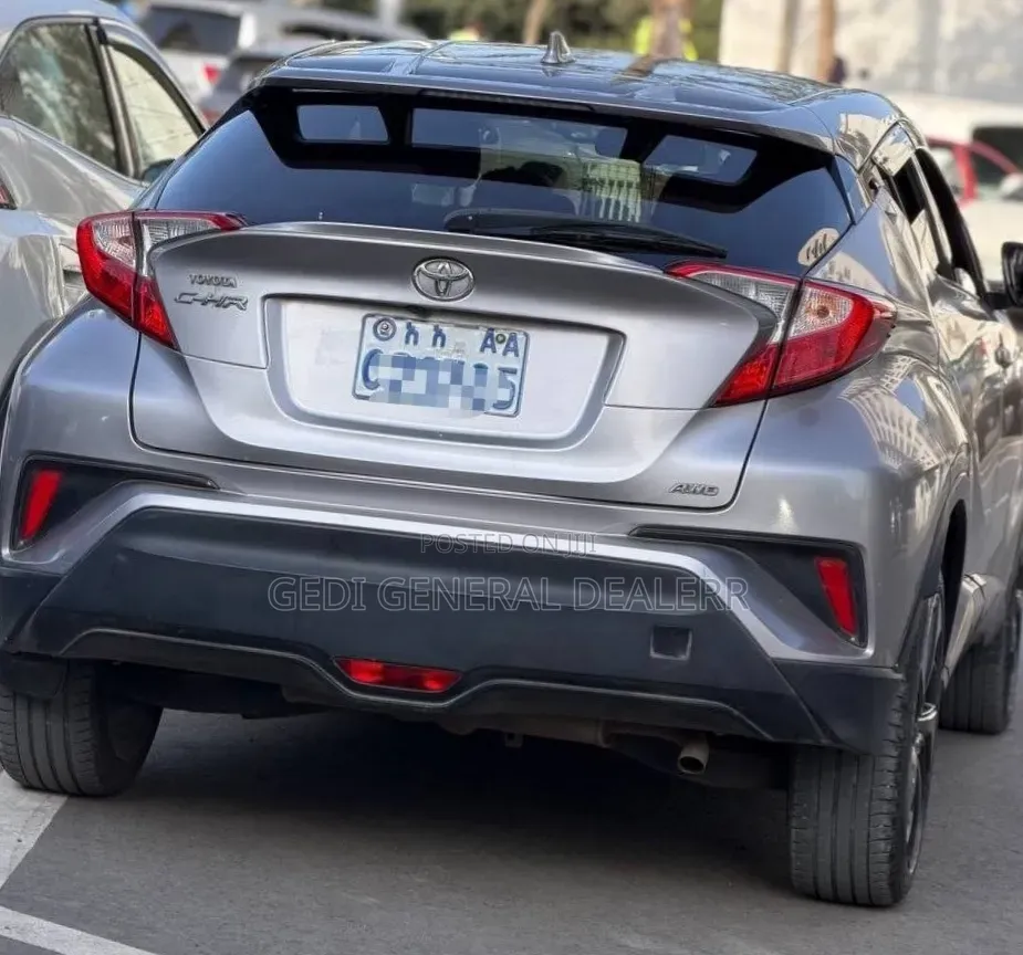 Toyota C-HR 2019 Silver