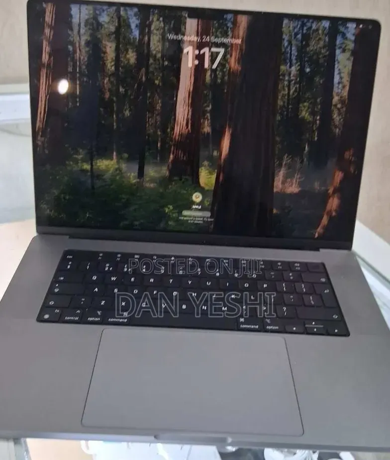 New Laptop Apple MacBook Pro 16GB Apple M1 Pro SSD 1T
