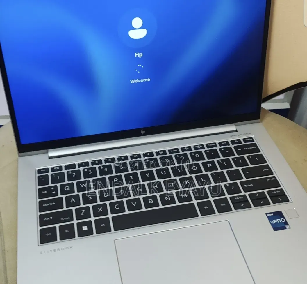 New Laptop HP ProBook 440 G9 16GB Intel Core i5 SSD 512GB