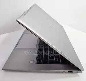 New Laptop HP ZBook 16 Studio G10 16GB Intel Core i5 SSD 512GB