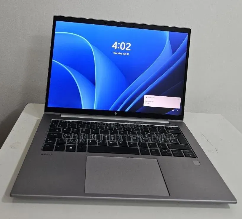 New Laptop HP ZBook 16 Studio G10 16GB Intel Core i5 SSD 512GB