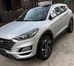 Hyundai Tucson SEL FWD 2020 Silver
