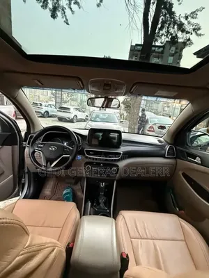Hyundai Tucson SEL FWD 2020 Silver