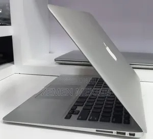 New Laptop Apple MacBook Air 2017 8GB Intel Core i5 SSD 128GB