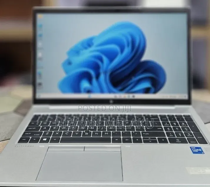 New Laptop HP EliteBook 850 G8 16GB Intel Core i5 SSD 512GB