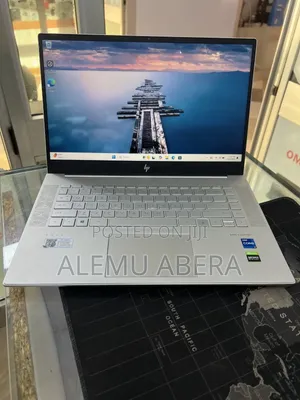 New Laptop HP Envy 15 16GB Intel Core i7 SSD 512GB