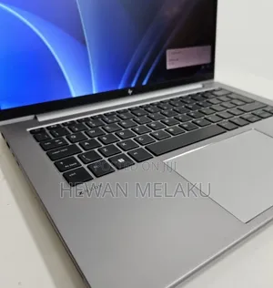 New Laptop HP ZBook Firefly 14 G10 16GB Intel Core i5 SSD 512GB