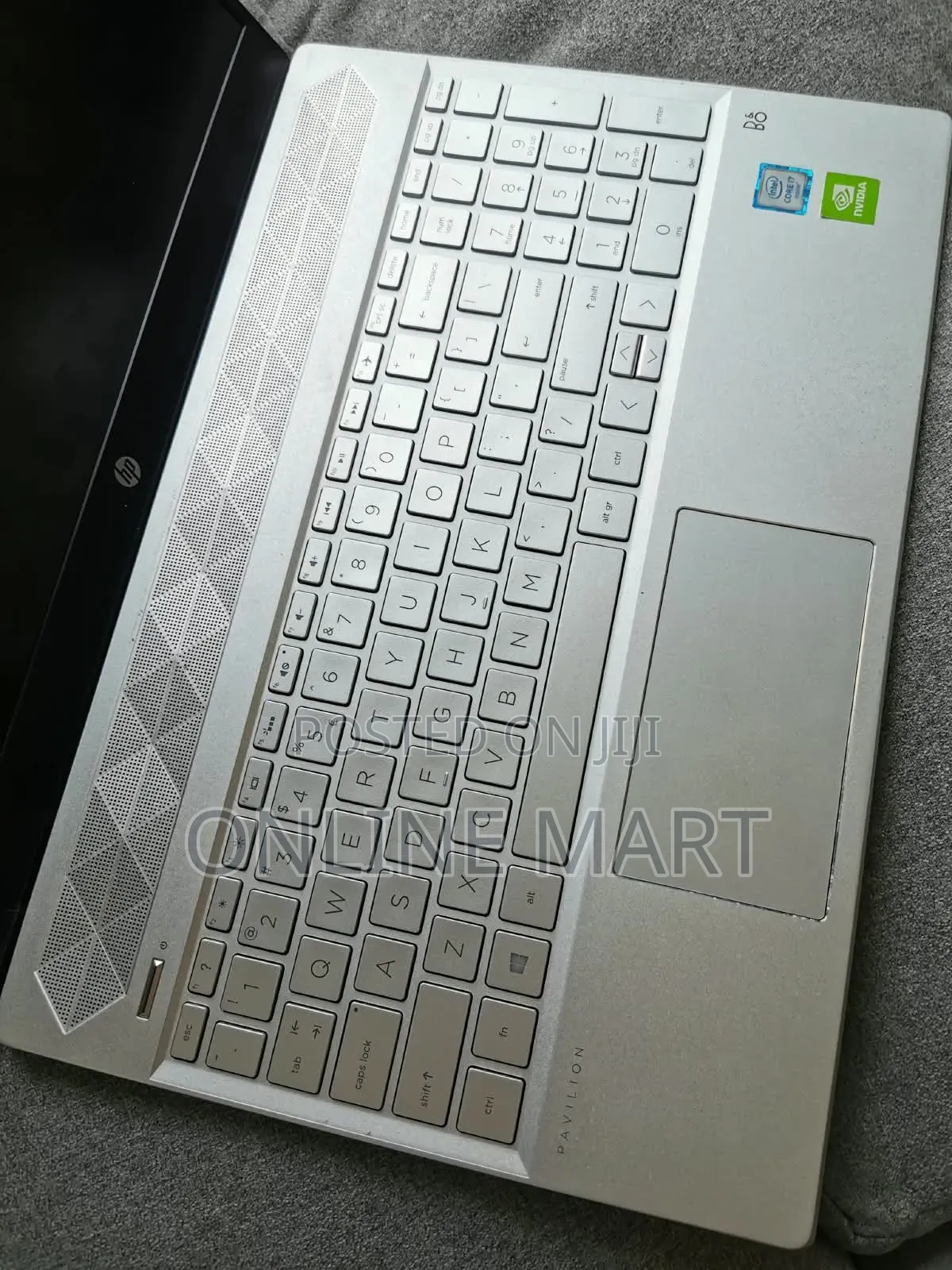 Laptop HP Pavilion 15 4GB Intel Core i7 HDD+SSD 500GB