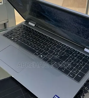 New Laptop Dell Latitude 5550 16GB Intel Core Ultra 7 SSD 512GB
