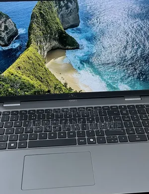 New Laptop Dell Latitude 5550 16GB Intel Core Ultra 7 SSD 512GB