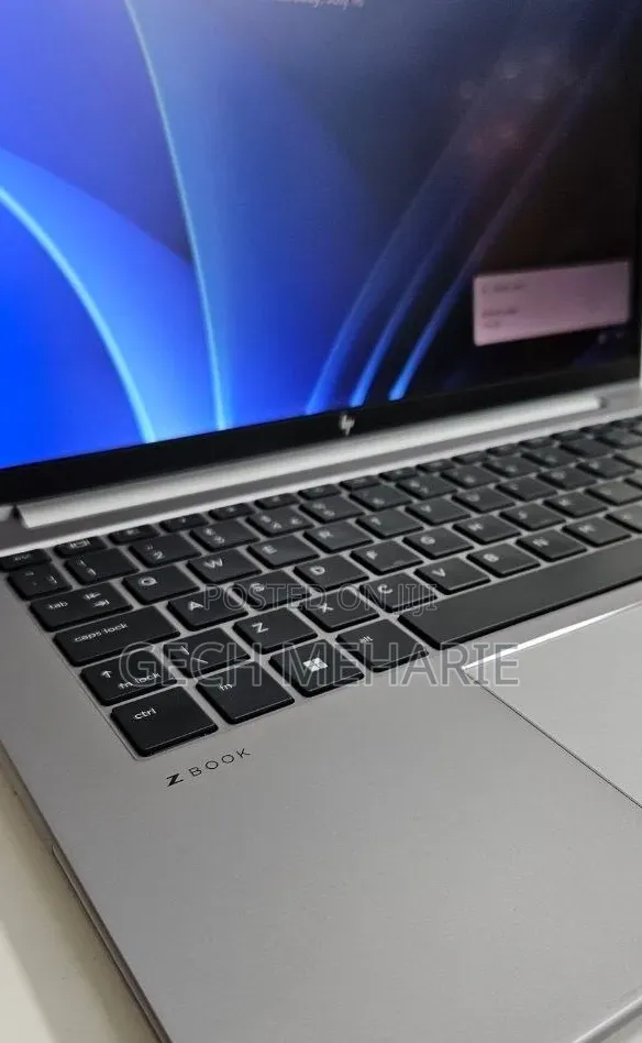 New Laptop HP ZBook Firefly 14 G10 16GB Intel Core i5 SSD 512GB