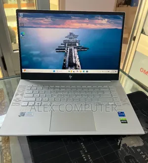 New Laptop HP Envy 15 16GB Intel Core i7 SSD 512GB