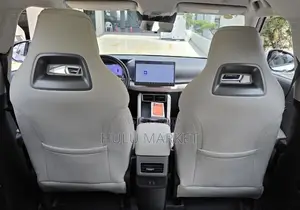 BYD Yuan Up 2025 Silver