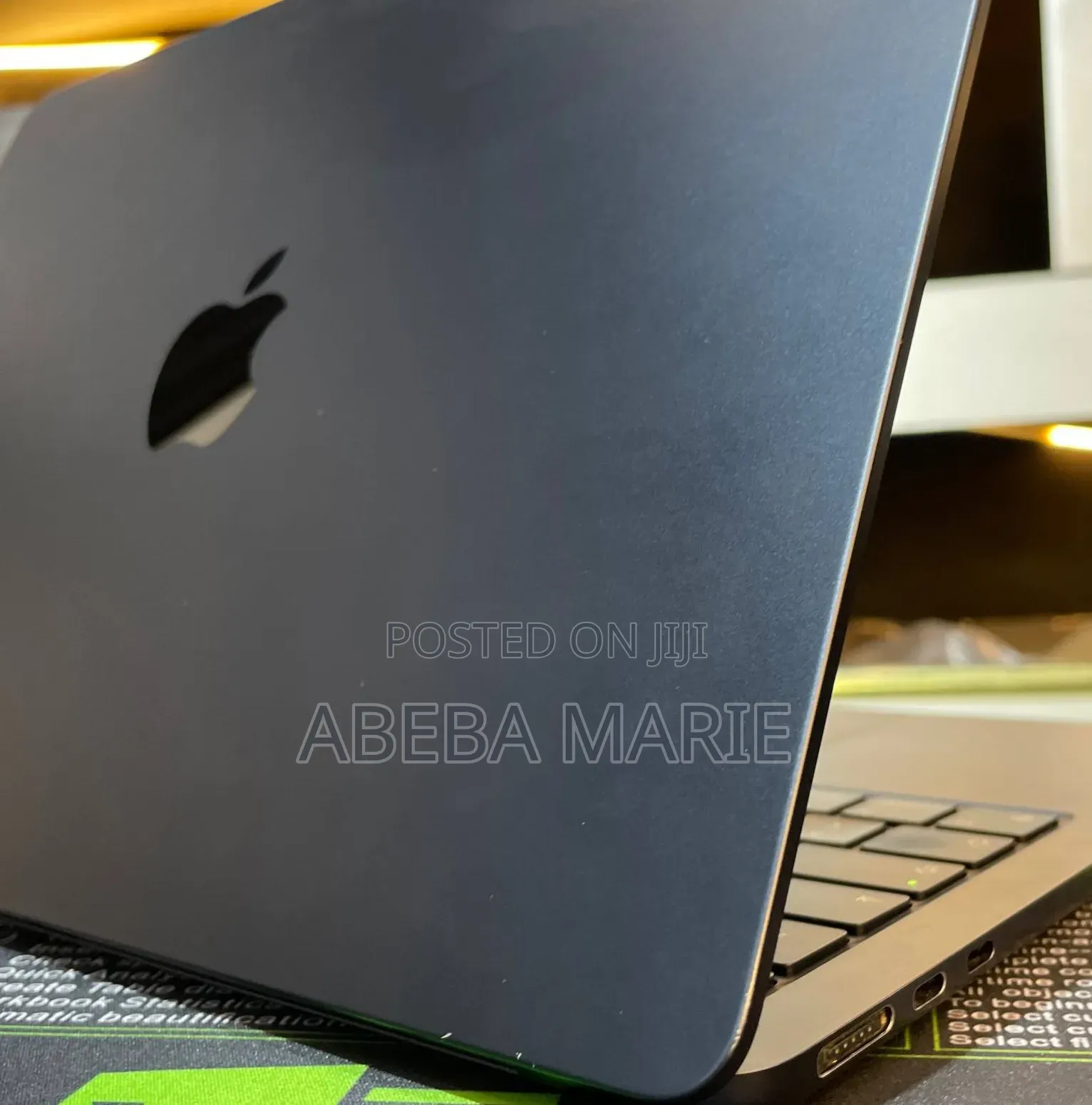 New Laptop Apple MacBook Air 2022 M2 8GB Apple M2 SSD 512GB