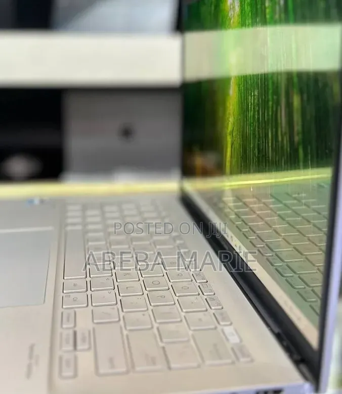 New Laptop Asus Zenbook 14 16GB Intel Core i9 SSD 512GB