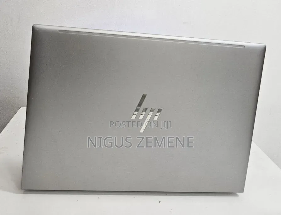 New Laptop HP ZBook Firefly 14 G10 16GB Intel Core i5 SSD 512GB