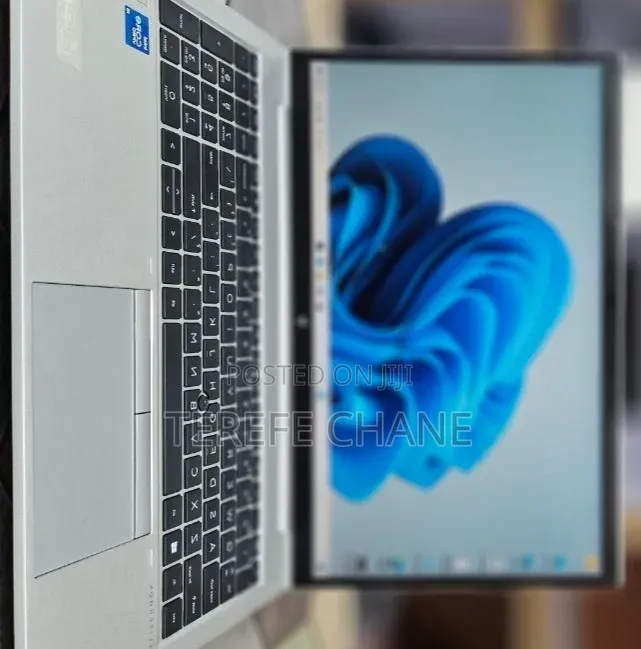 New Laptop HP EliteBook 850 G8 16GB Intel Core i5 SSD 512GB