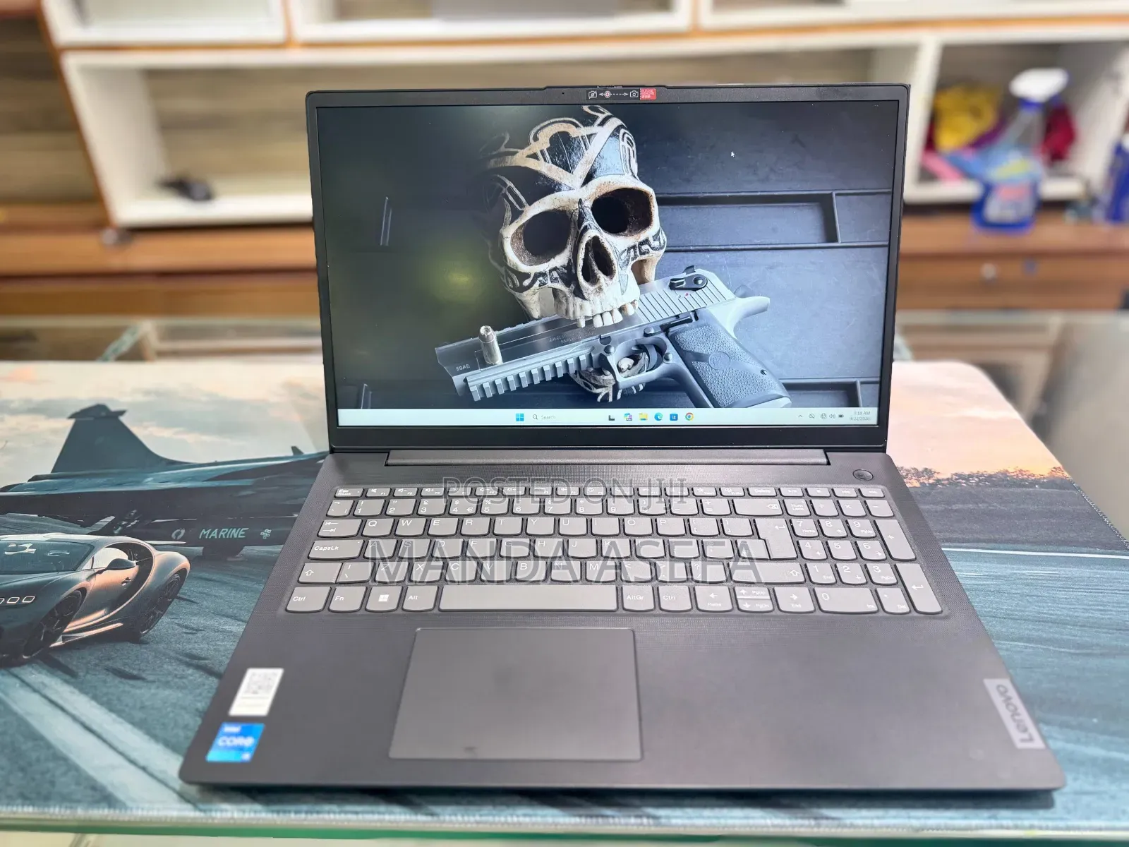 New Laptop Lenovo 8GB Intel Core i5 SSD 512GB