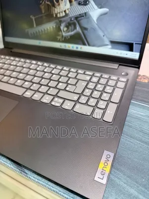 New Laptop Lenovo 8GB Intel Core i5 SSD 512GB