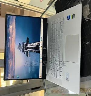 New Laptop HP Envy 15 16GB Intel Core i7 SSD 512GB