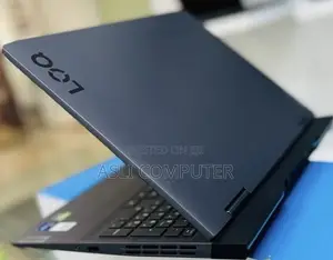 New Laptop Lenovo LOQ 15ARP9 16GB Intel Core i7 SSD 1T