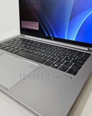 New Laptop HP ZBook Firefly 14 G10 16GB Intel Core i5 SSD 512GB