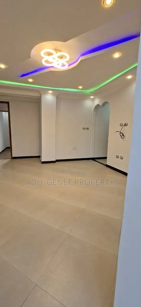 Furnished 3bdrm Condo in Ayat 40/60, Yeka for sale