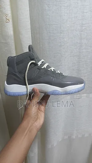 Air Jordan 11