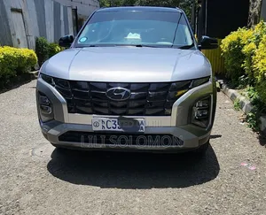 Hyundai Creta 2023 Silver
