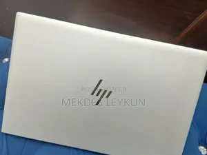 New Laptop HP EliteBook 830 G8 16GB Intel Core i5 SSD 512GB