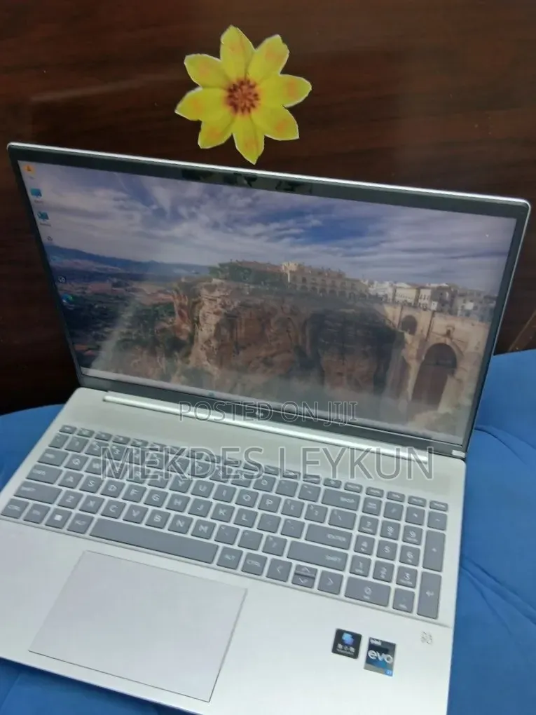New Laptop HP Pavilion 15 16GB Intel Core i7 SSD 1T