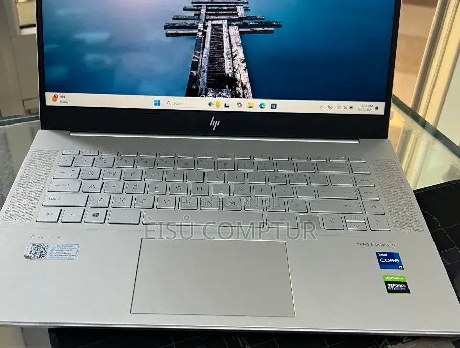 New Laptop HP Envy 15 16GB Intel Core i7 SSD 512GB