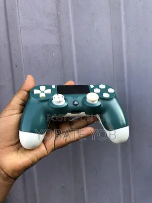 PlayStation 4 Joystick New Condition