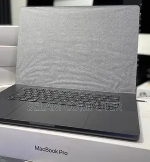 New Laptop Apple MacBook Pro 2024 M4 Max 48GB Apple M4 Max SSD 2T