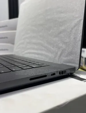 New Laptop Apple MacBook Pro 2024 M4 Max 48GB Apple M4 Max SSD 2T