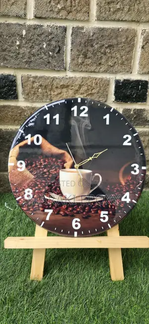 እጅግ ማራኪ እና ዘመናዊ የግድግዳ ሰዓቶች - ለቤትዎ፣ ለቢሮዎ እና ለካፌዎ ልዩ ውበት!