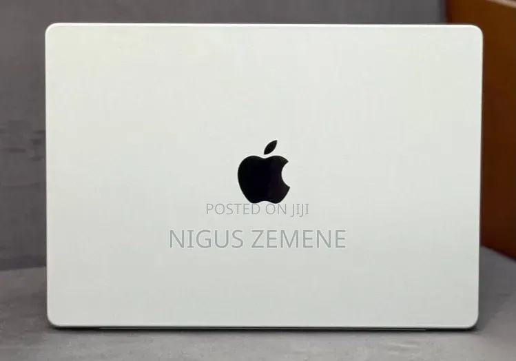 New Laptop Apple MacBook Pro 2021 M1 16GB Apple M1 Pro SSD 512GB