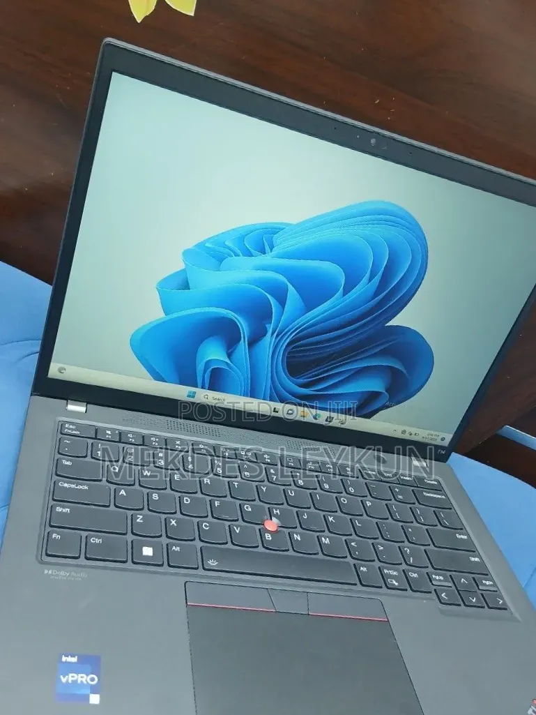 New Laptop Lenovo ThinkPad T14 16GB Intel Core i7 SSD 512GB