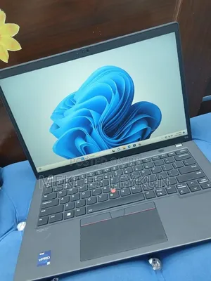 New Laptop Lenovo ThinkPad T14 16GB Intel Core i7 SSD 512GB