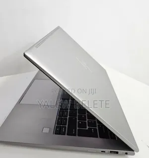 New Laptop HP ZBook Firefly 14 G10 16GB Intel Core i7 SSD 512GB