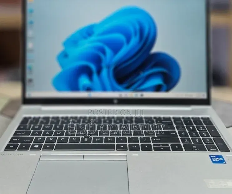New Laptop HP EliteBook 850 G8 16GB Intel Core i5 SSD 512GB
