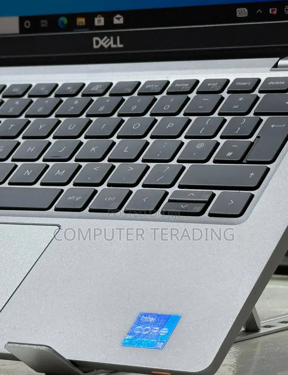 New Laptop Dell Latitude 5320 16GB Intel Core i5 SSD 512GB