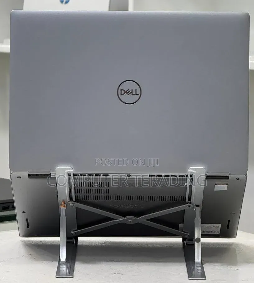 New Laptop Dell Latitude 5320 16GB Intel Core i5 SSD 512GB
