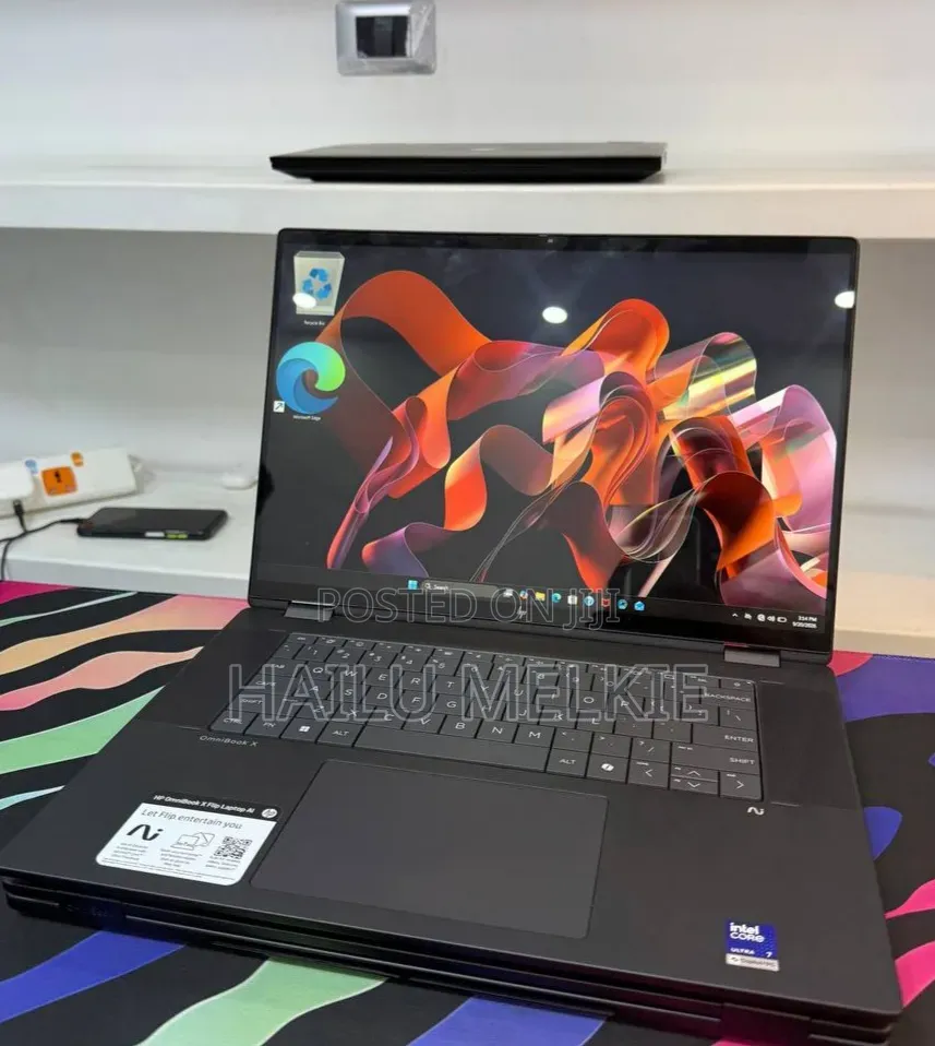 New Laptop HP OmniBook Ultra Flip 14" 16GB Intel Core Ultra 7 SSD 1T