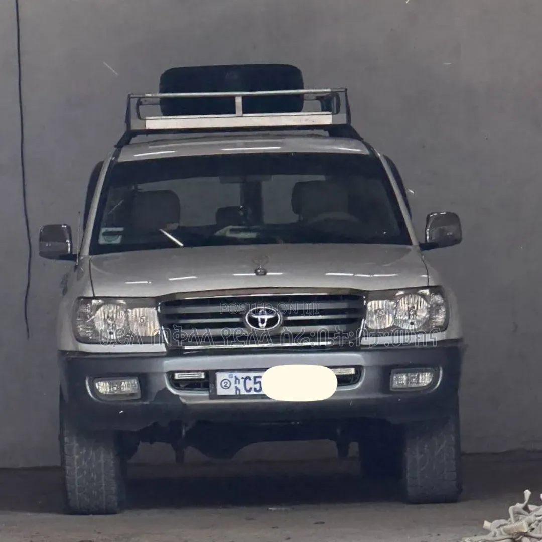 Toyota Land Cruiser 2004 Purple