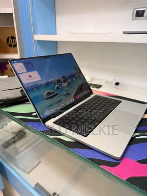 New Laptop Apple MacBook Pro 2021 M1 16GB Intel Core Ultra 7 SSD 16 GB